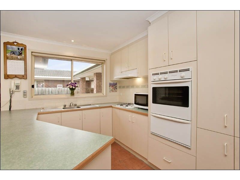 12 Misten Court, Lara VIC 3212