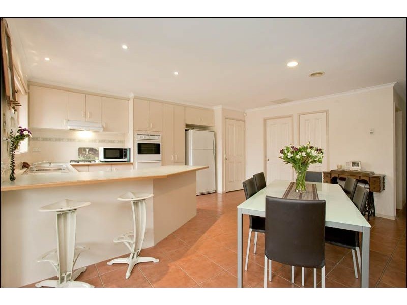 12 Misten Court, Lara VIC 3212