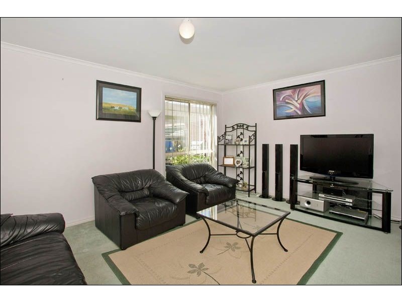 11 The Esperence, Lara VIC 3212