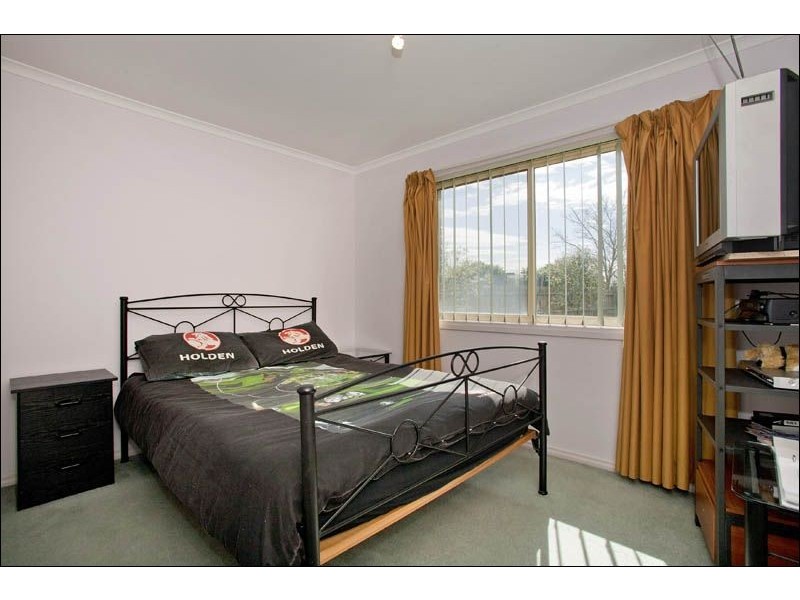 11 The Esperence, Lara VIC 3212