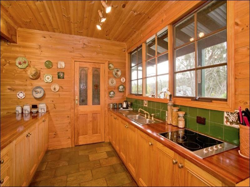 195 Demotts Road, Anakie VIC 3221