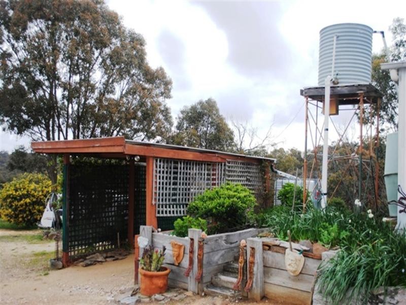 195 Demotts Road, Anakie VIC 3221