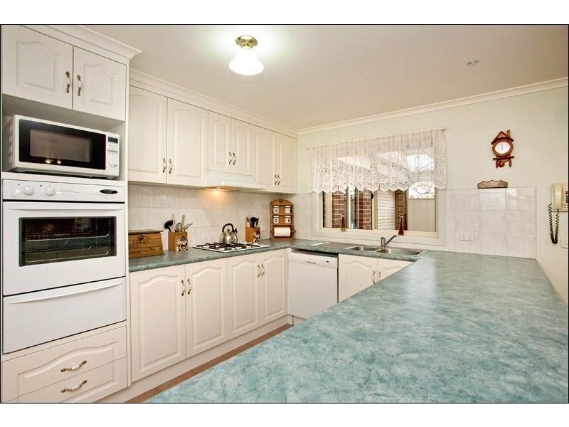 21 Looker Street, Lara VIC 3212