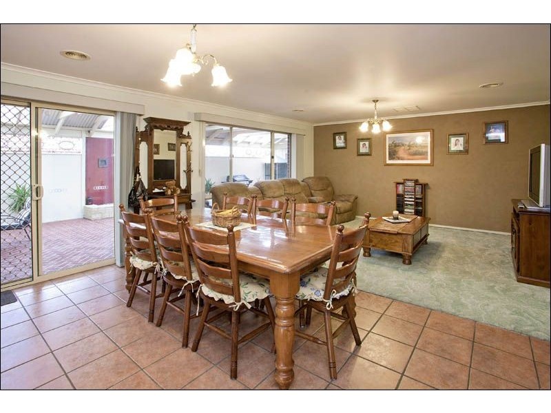 21 Looker Street, Lara VIC 3212