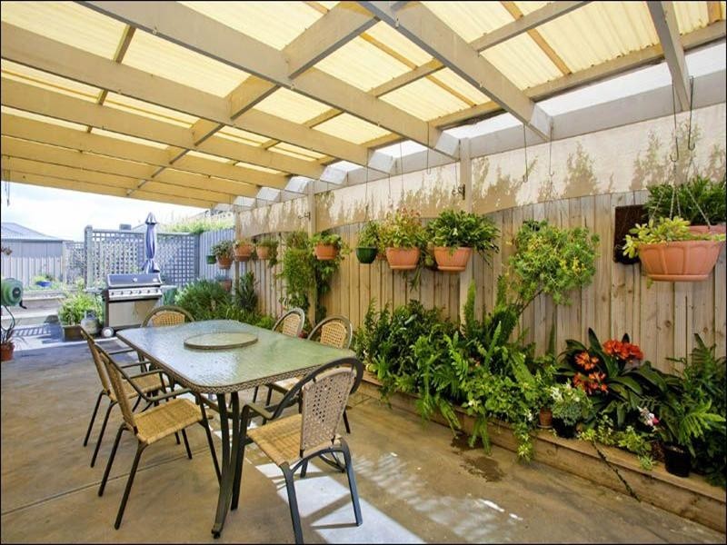 18 Greenleaf Drive, Lara VIC 3212