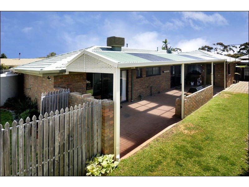 21 Smeaton Close, Lara VIC 3212