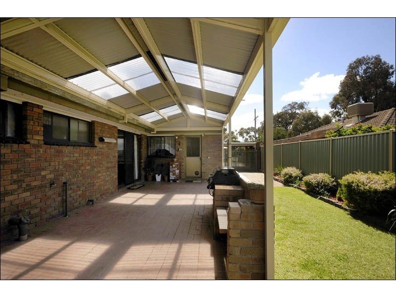 21 Smeaton Close, Lara VIC 3212