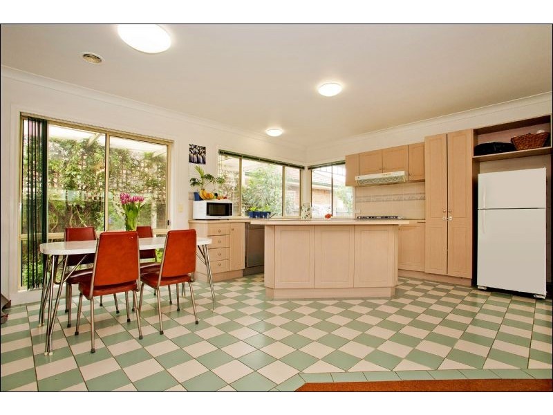 8 The Esperence, Lara VIC 3212