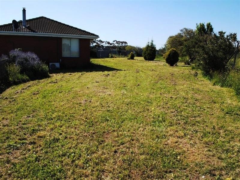 70 Asher Road, Lovely Banks VIC 3221