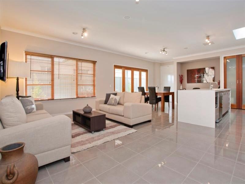 28 Springwater Drive, Lara VIC 3212