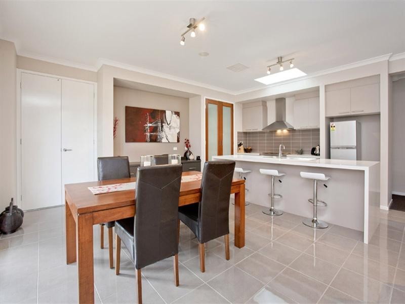 28 Springwater Drive, Lara VIC 3212