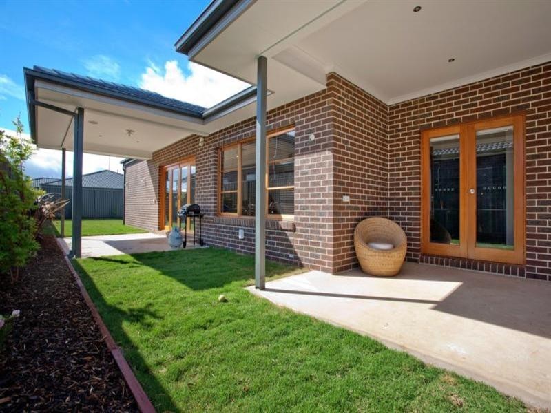 28 Springwater Drive, Lara VIC 3212