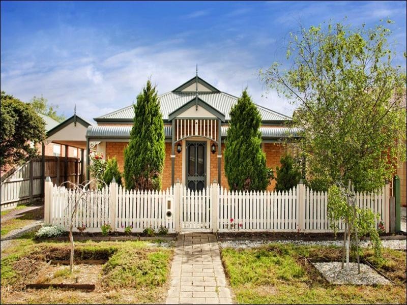 13 Reliance Avenue, Lara VIC 3212