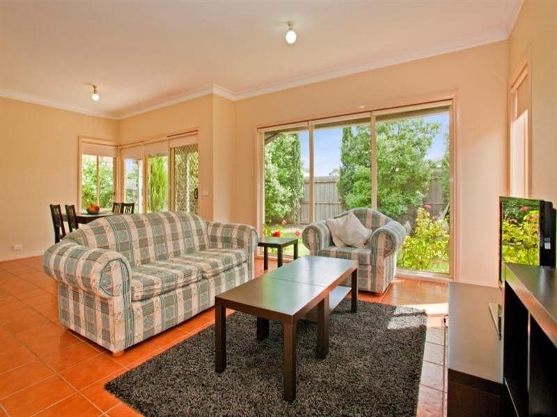 13 Reliance Avenue, Lara VIC 3212