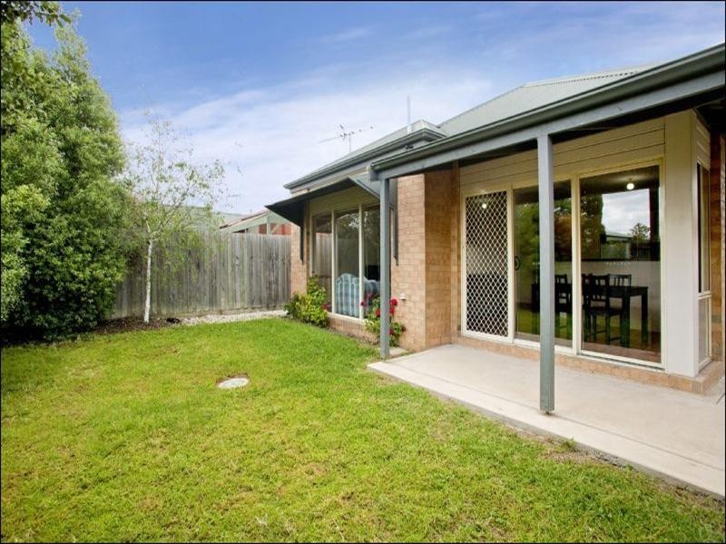 13 Reliance Avenue, Lara VIC 3212