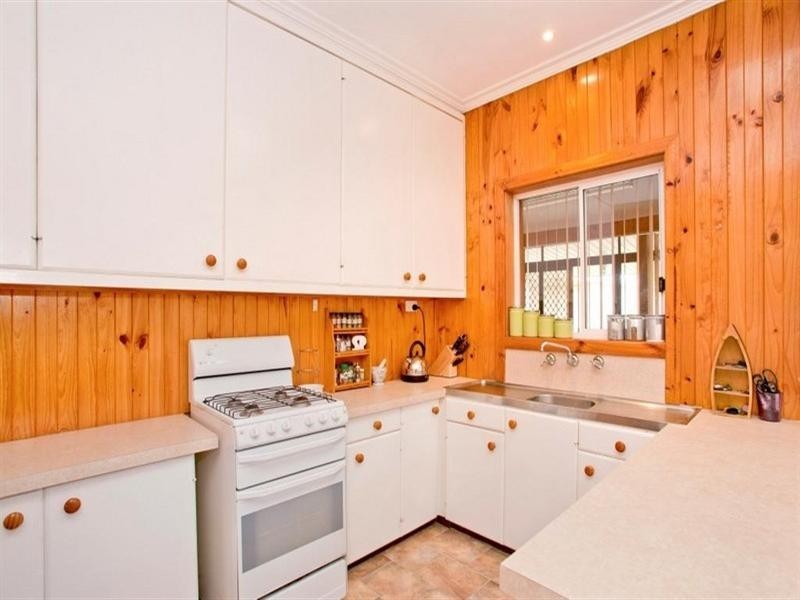 2 Hague Street, Corio VIC 3214