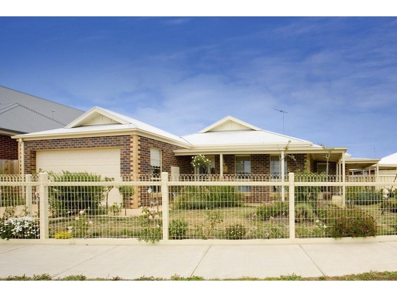 6 McSal Street, Lovely Banks VIC 3221