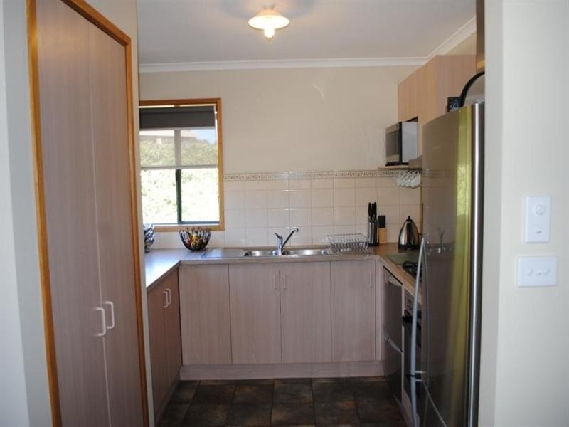 13 Sherwood Grove, Lara VIC 3212