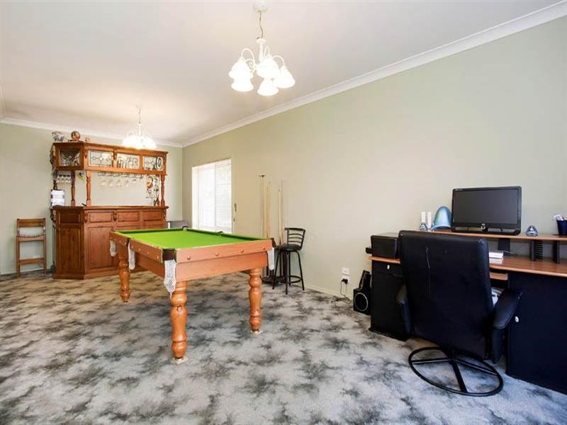 75 Cameron Crescent, Lara VIC 3212