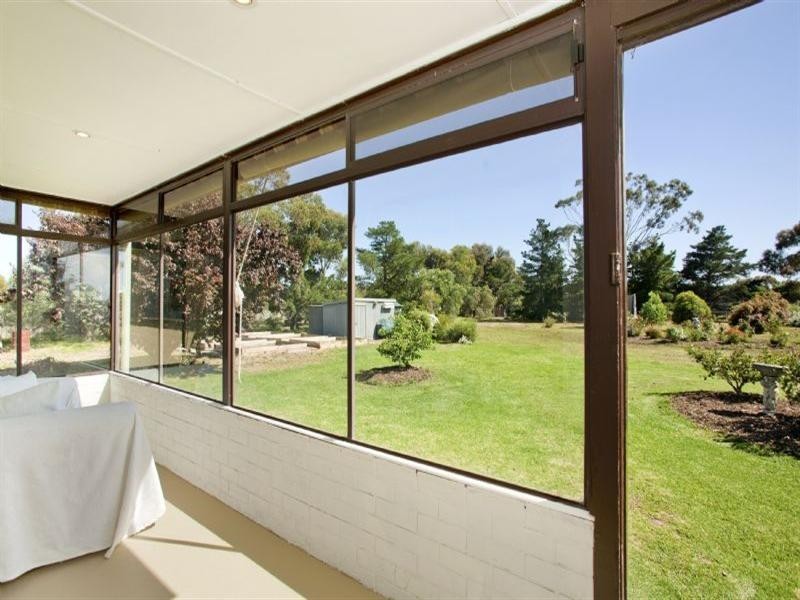 90 Cozens Road, Lara VIC 3212