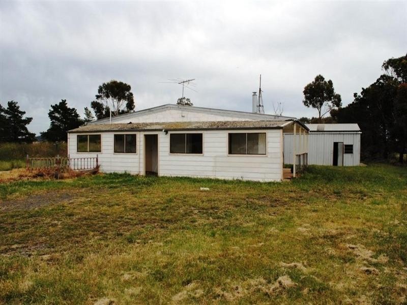 12A Mouyong Road, Little River VIC 3211