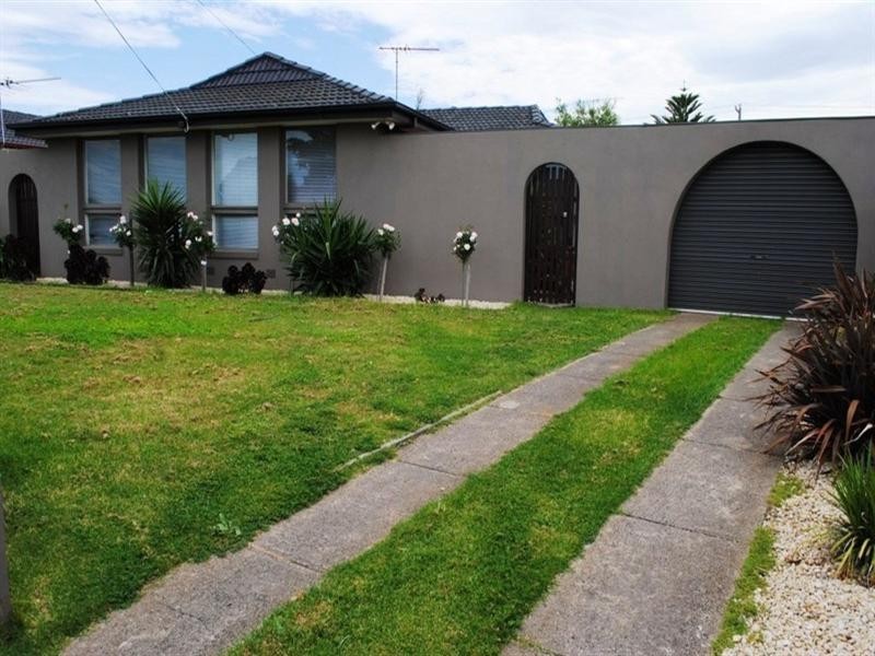 8 Dalwood Court, Corio VIC 3214