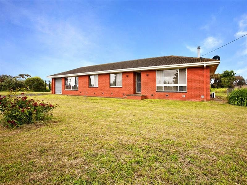 70 Asher Road, Lovely Banks VIC 3221