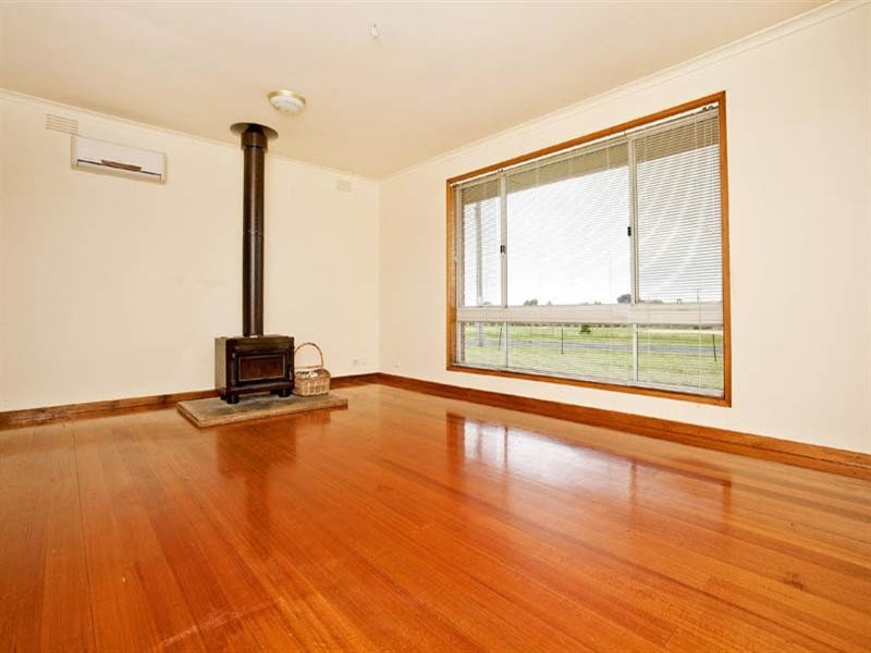 70 Asher Road, Lovely Banks VIC 3221