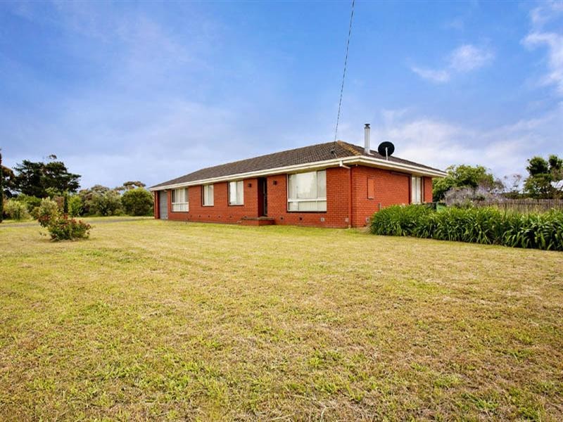 70 Asher Road, Lovely Banks VIC 3221