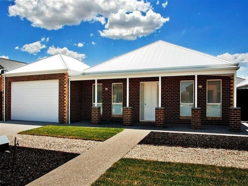 55 Moorhen Drive, Lara VIC 3212