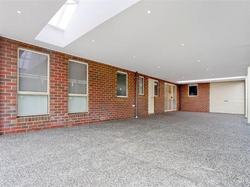 55 Moorhen Drive, Lara VIC 3212