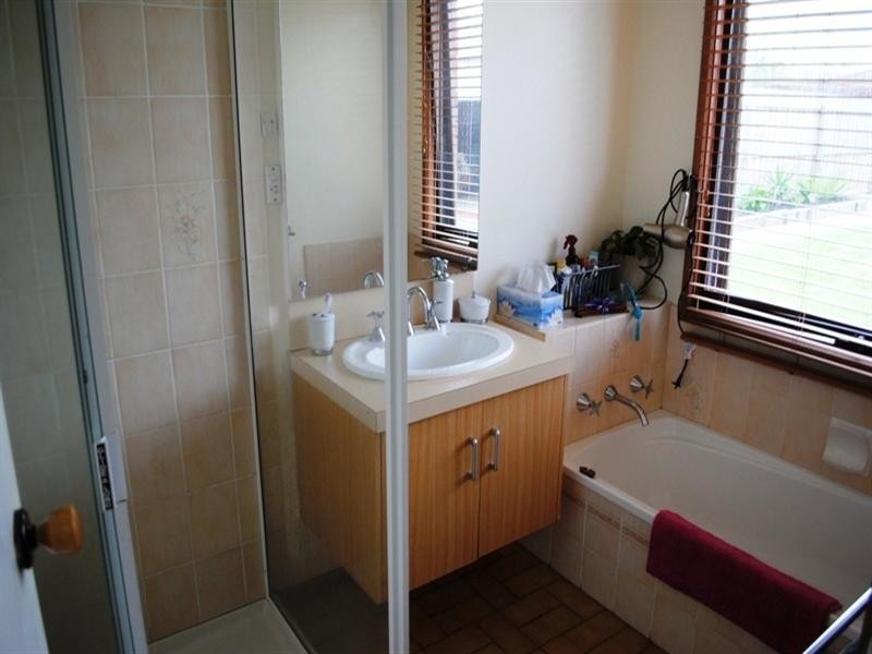 3 Caramut Court, Corio VIC 3214