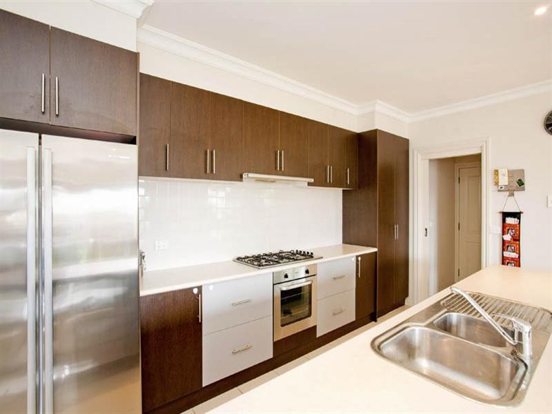 8 Wheat Court, Lara VIC 3212