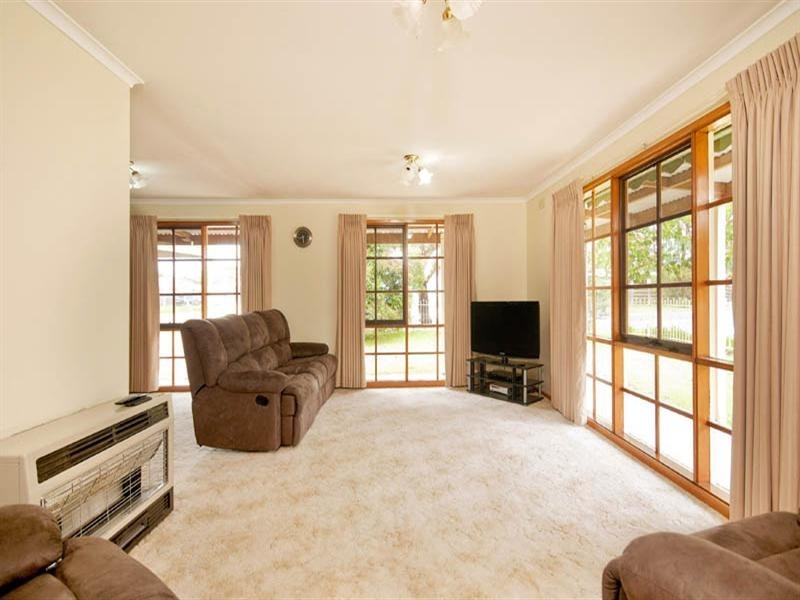 9 Brunel Close, Lara VIC 3212