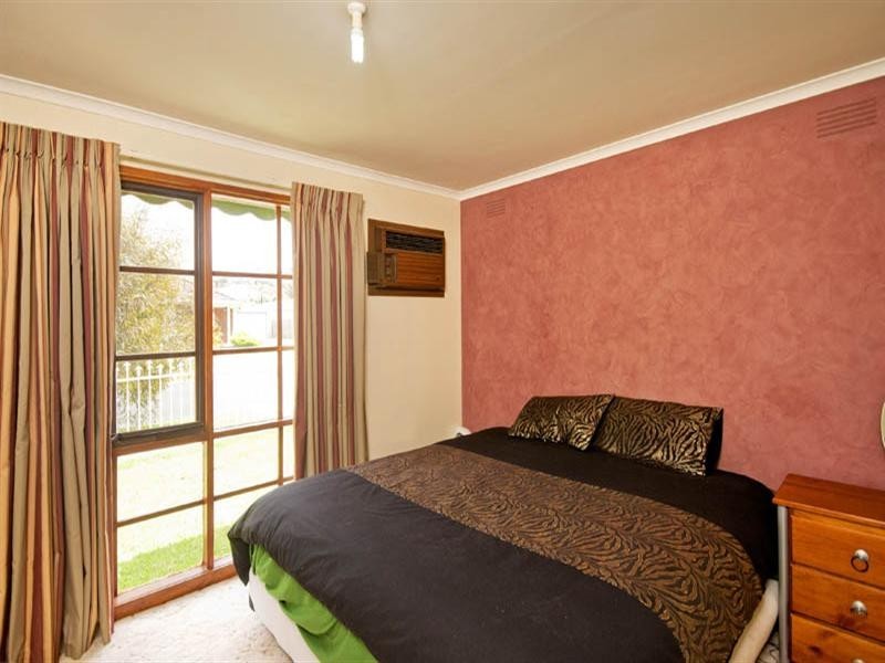 9 Brunel Close, Lara VIC 3212