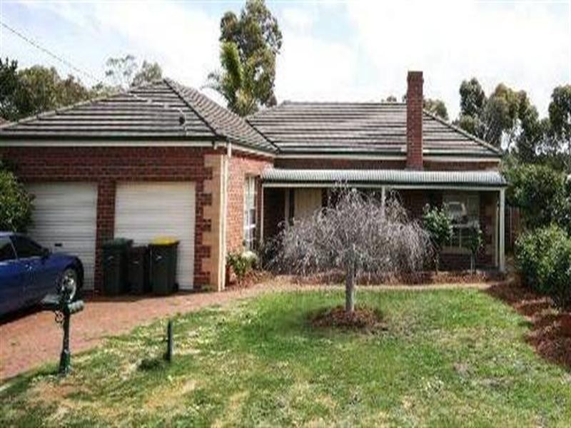 29 Cameron Crescent, Lara VIC 3212