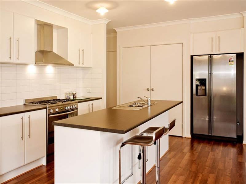 28 Kyema Drive, Lara VIC 3212