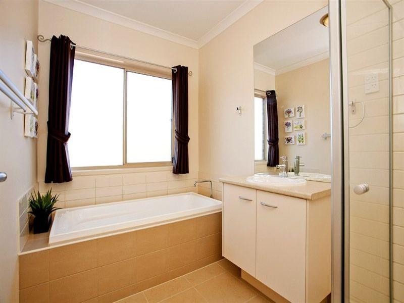 14 Melissa Drive, Lara VIC 3212