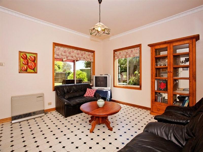 18 Scarlett Grove, Lara VIC 3212