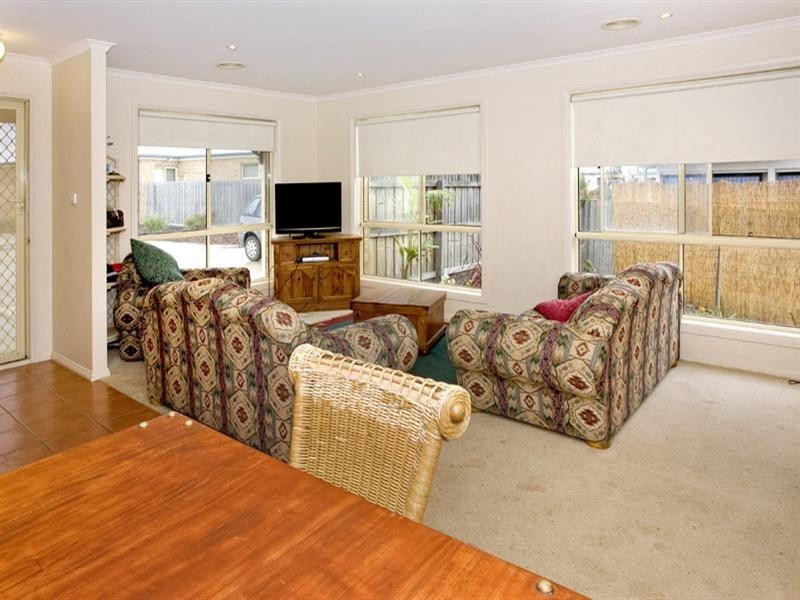 2/10 Wheat Court, Lara VIC 3212