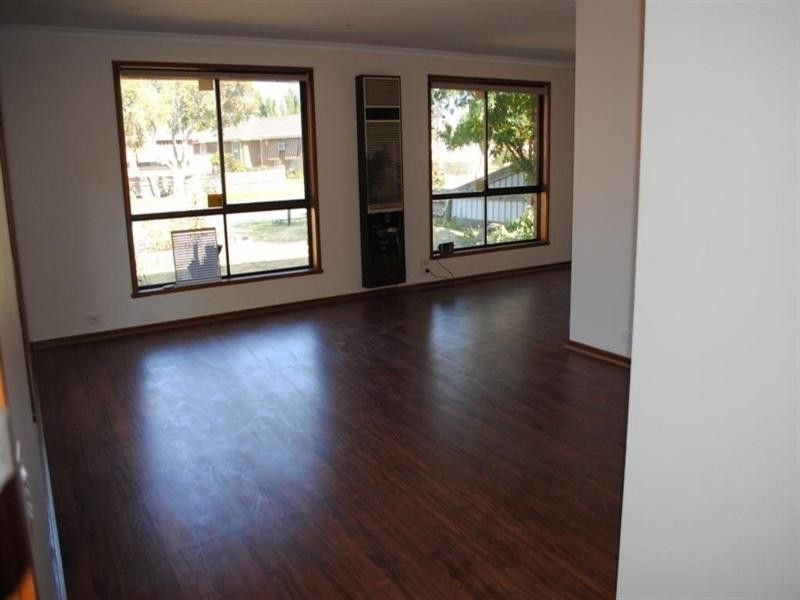 32 Merlin Crescent, Corio VIC 3214