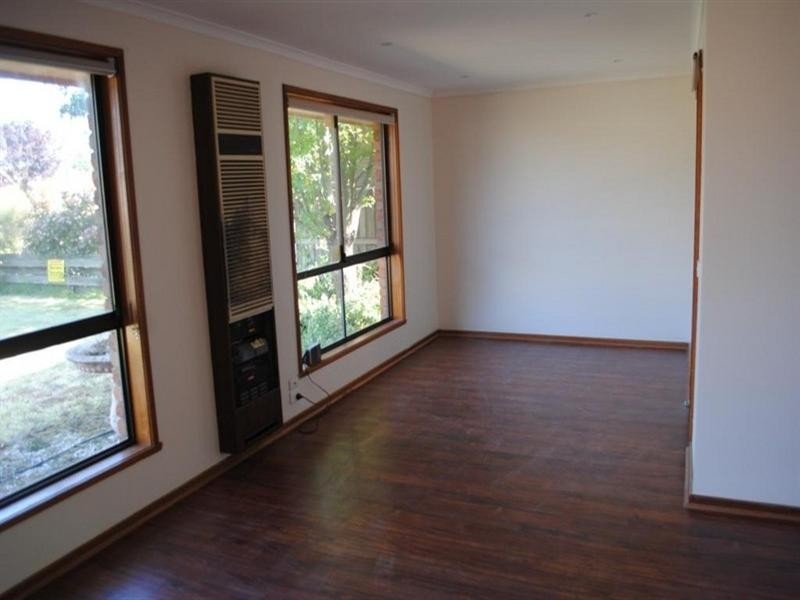 32 Merlin Crescent, Corio VIC 3214