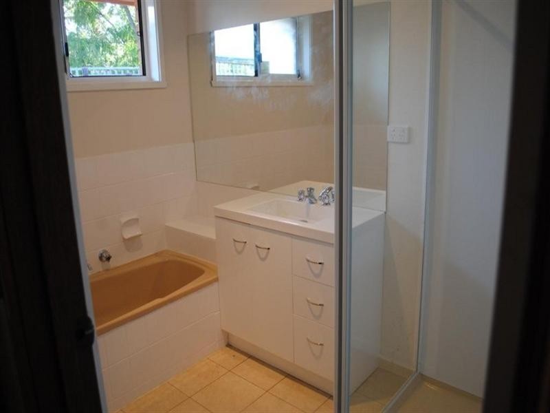 32 Merlin Crescent, Corio VIC 3214