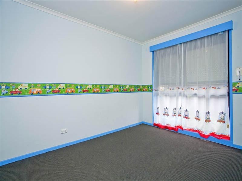 48 Cameron Crescent, Lara VIC 3212