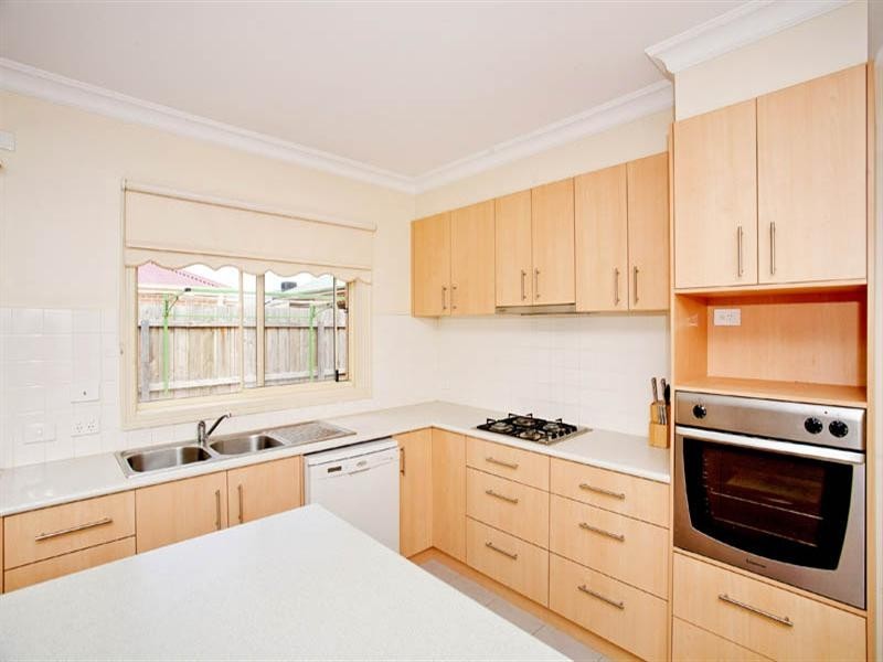 24 Maria Court, Lara VIC 3212