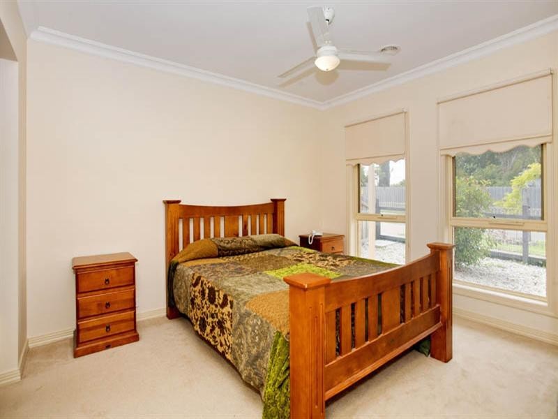 24 Maria Court, Lara VIC 3212