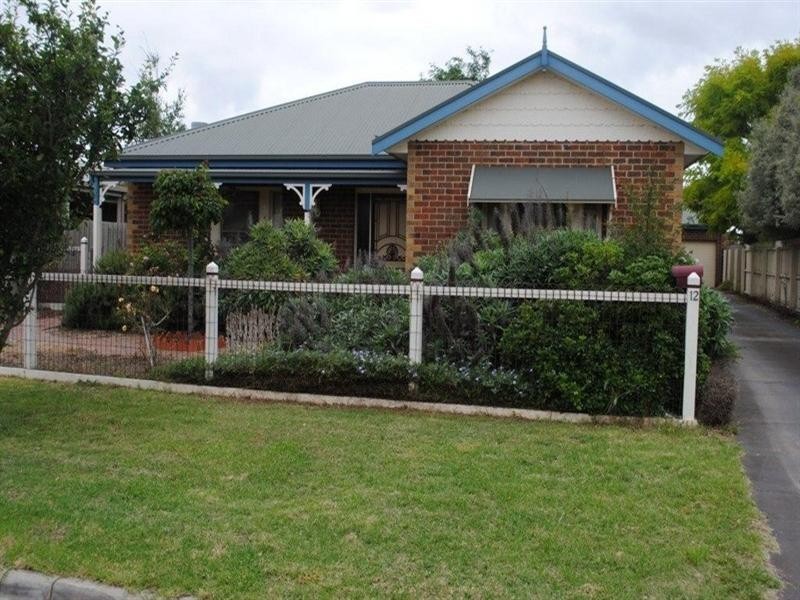 1/12 Rubena Crescent, Lara VIC 3212