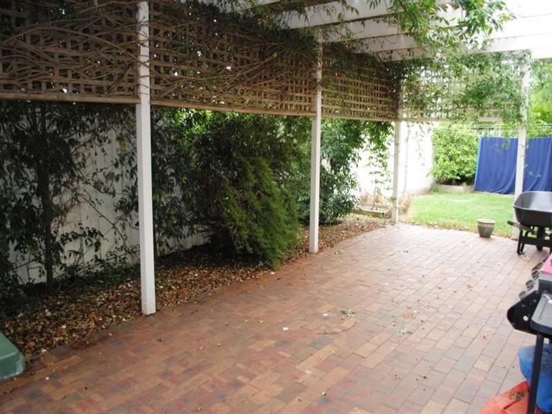 1/12 Rubena Crescent, Lara VIC 3212