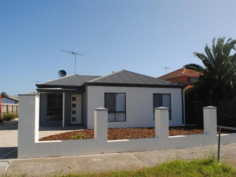 1/23 Darebin Street, Norlane VIC 3214