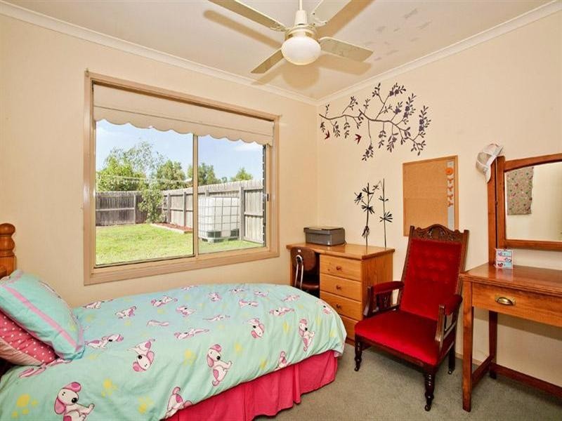 5 Lake Road, Lara VIC 3212